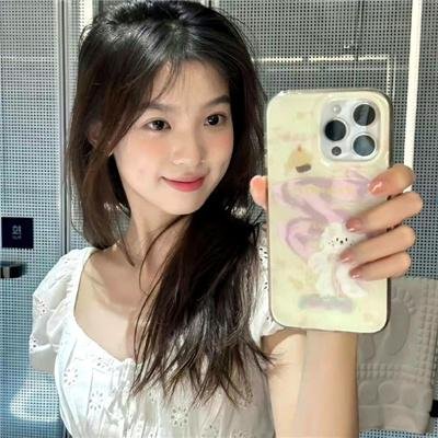女大学生